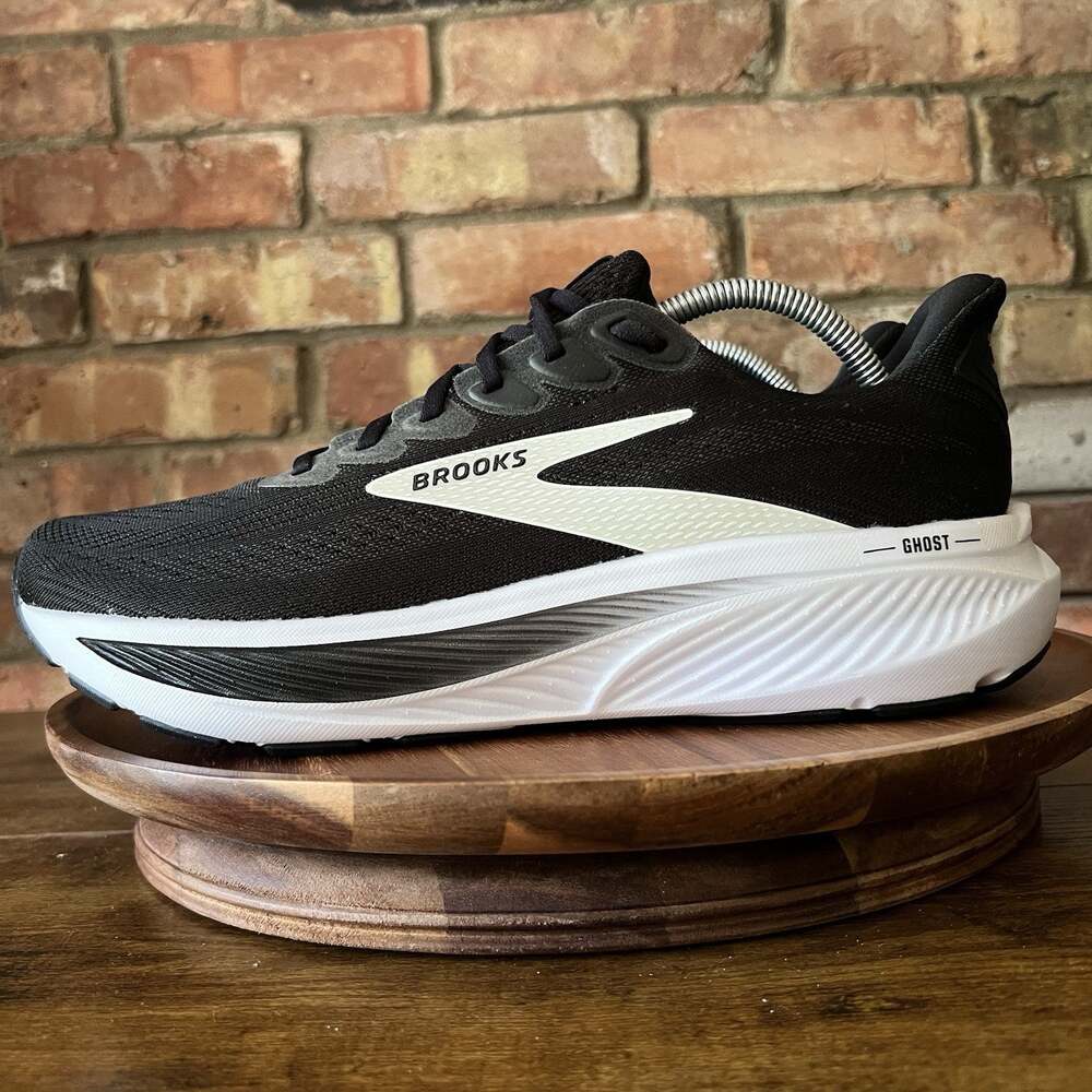 Brooks Ghost 17 Men's 11 Black White Balanced Cushion Neutral Running Shoes